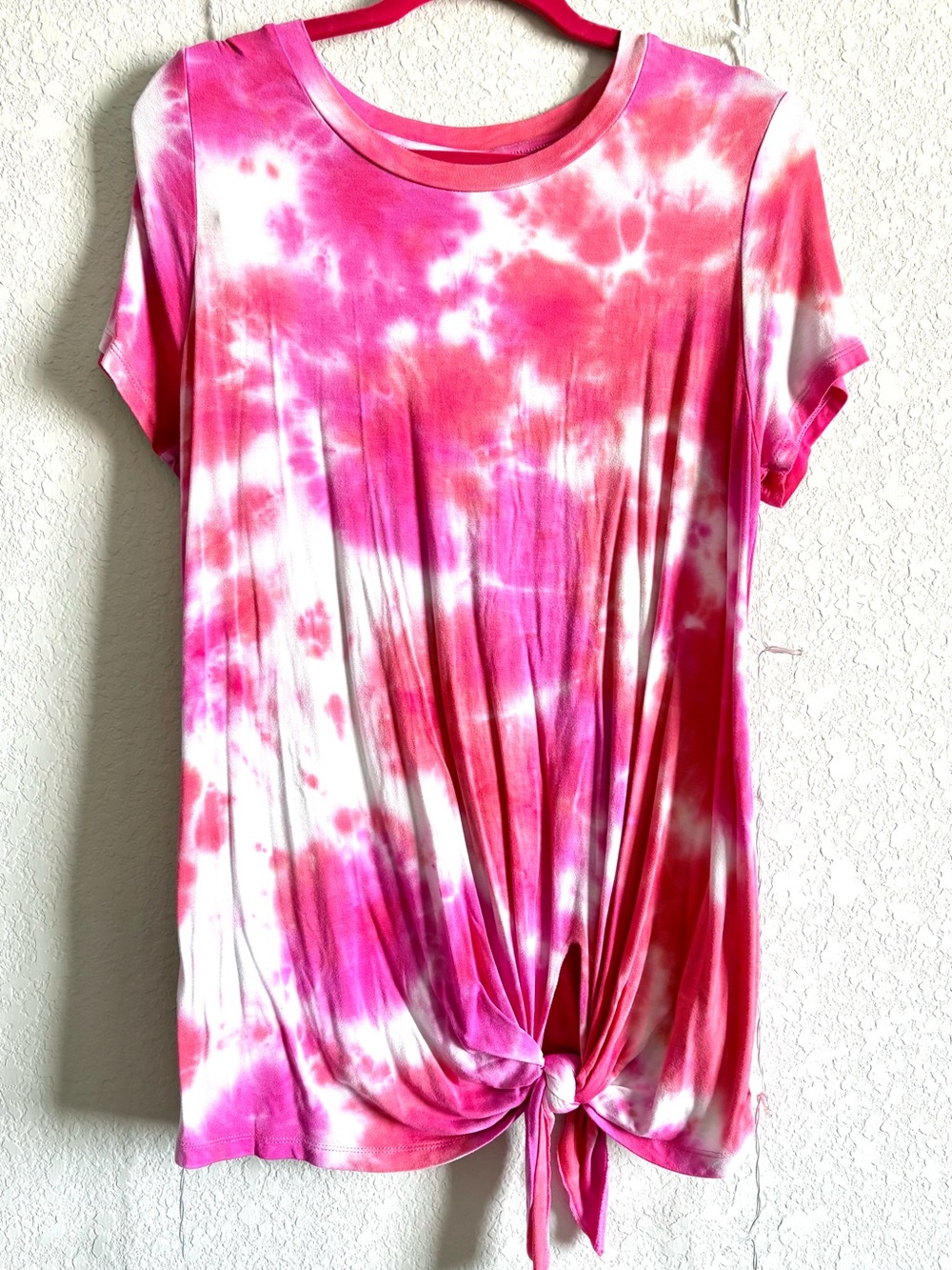 Women’s Pink Tie-Dye Knot Front Top
